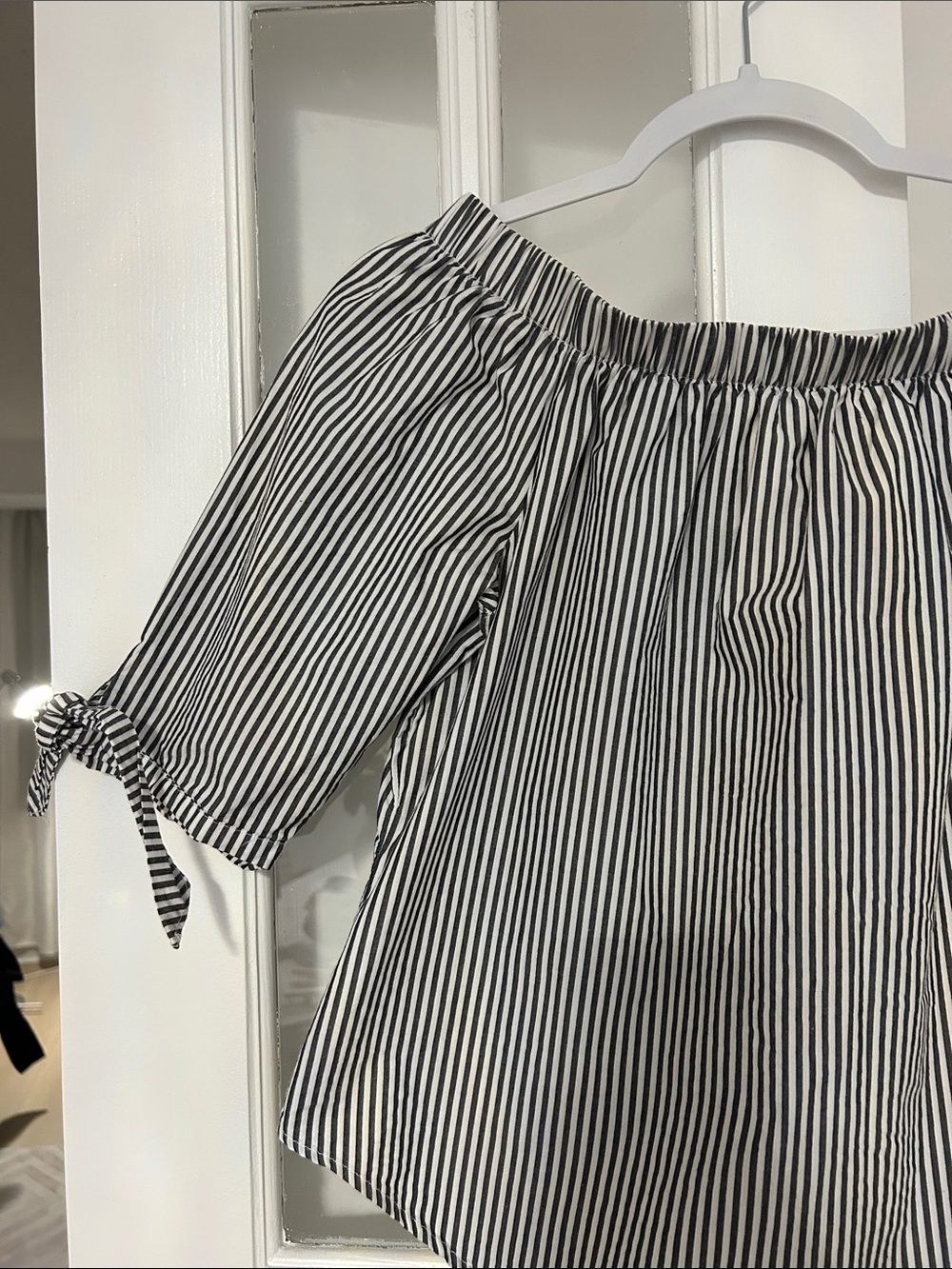 Forever 21 Black and White Striped Off-Shoulder Blouse